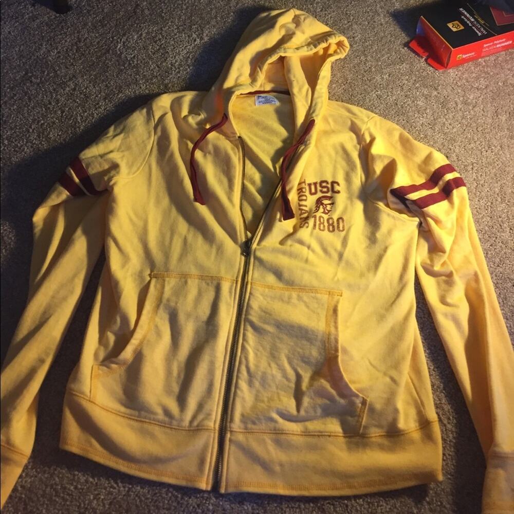 USC zip‎ up sweatshirt